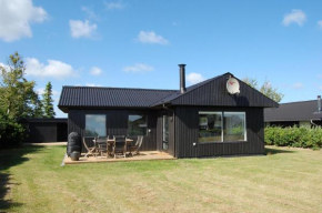 Holiday Home with seaview at Sæby Nordstrand 098544